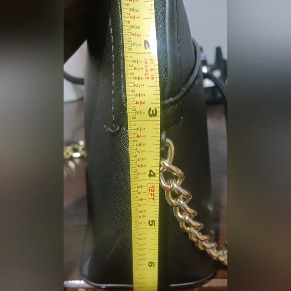 Steve Madden black crossbody. - Picture 2 of 7